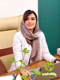دکتر مونا نوروزی نطنزی
